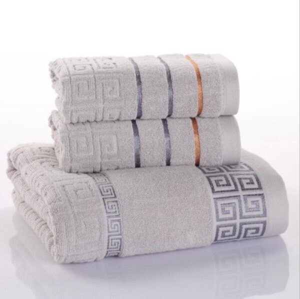 Three-Piece Cotton Towel Set, Soft Bath Towel - Image 2